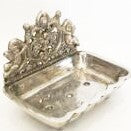 Load image into Gallery viewer, Soap Dish Antique
